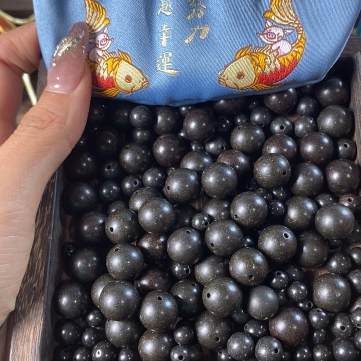 泥塑神***猫息肌丸混合装瑕疵珠香包约50克