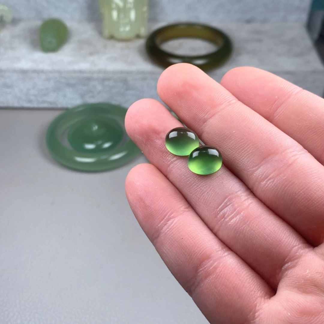【闪购商品】未镶嵌蛇纹石玉岫玉