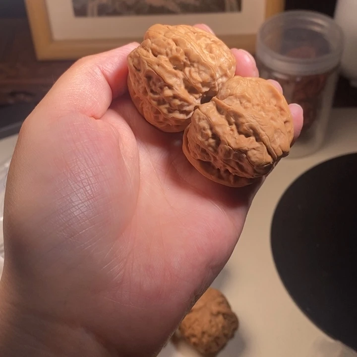 文玩核桃吊坠40蛤蟆头