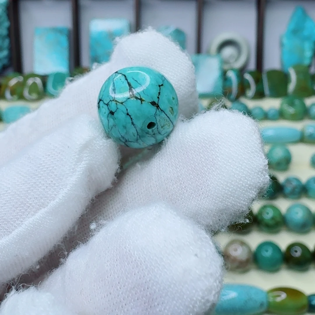 『***y绿松石未镶嵌原矿绿松石