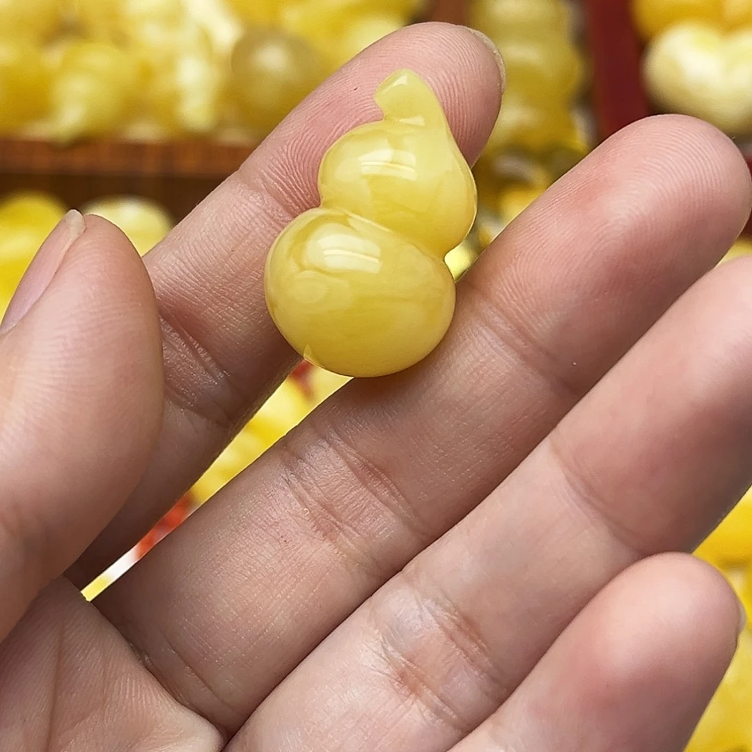 蜜蜡未镶嵌裸石天然