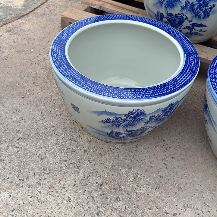 瓷片直径40厘米，高度25厘米……