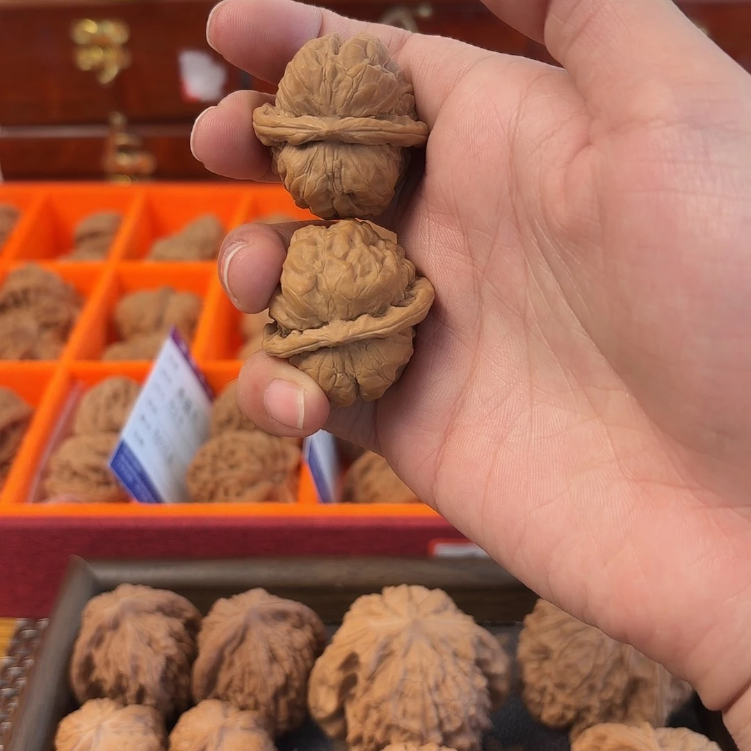 文玩核桃吊坠蛤蟆