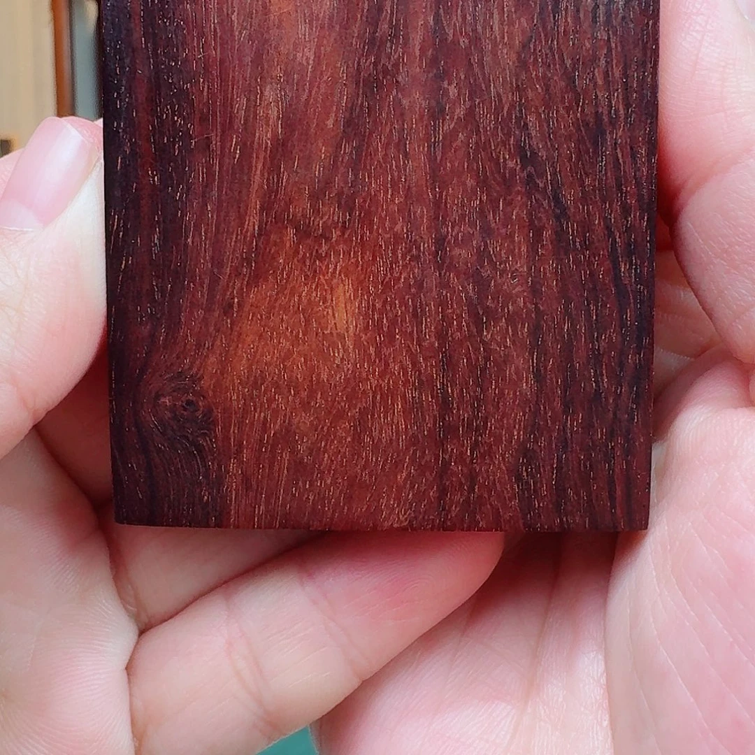 杰***大叶紫檀（黑酸枝木类）
