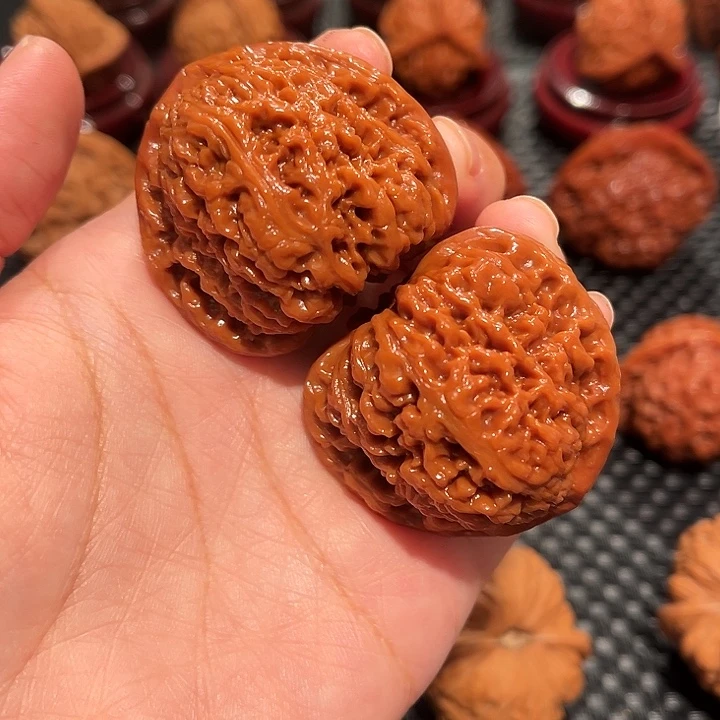 把件文玩核桃南疆石