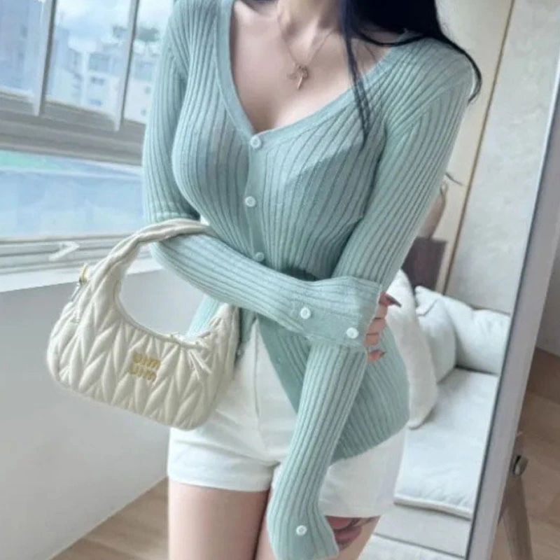 名缓韩版东大门春夏新款清新薄荷色微透修身显瘦长袖针织开衫上衣