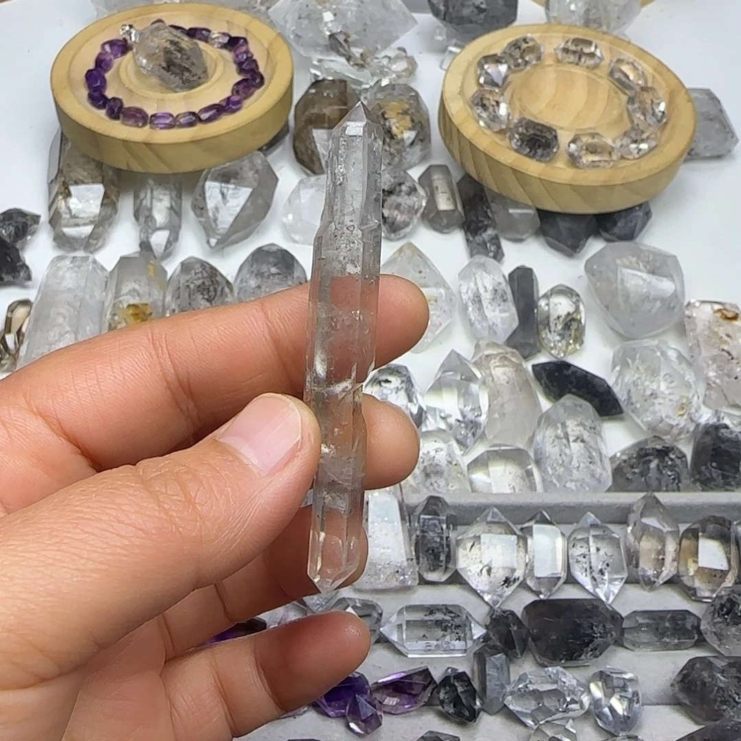珠宝半成品水晶未镶嵌
