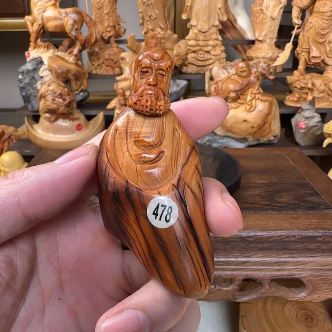 崖柏小木匠艺雕一物一拍