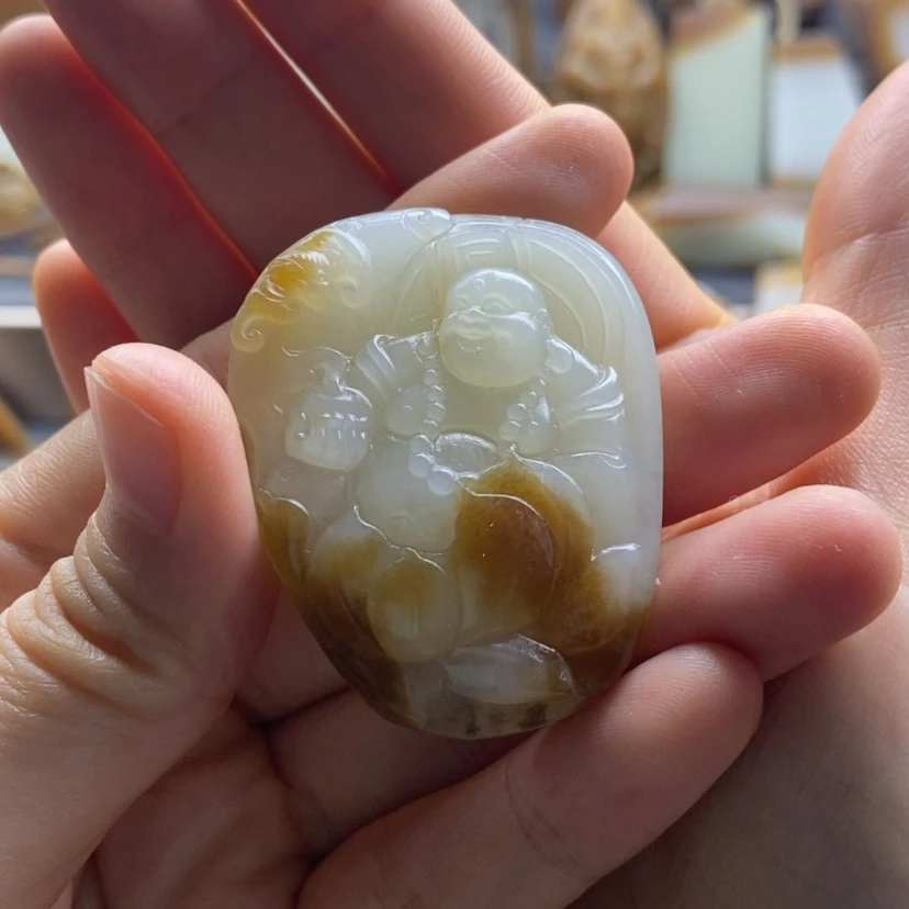 【闪购商品】颈饰未镶嵌和田玉（糖玉）