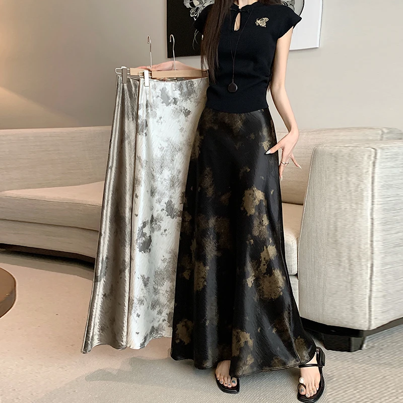 法式复古缎面包臀鱼尾半身裙女春季新款高腰显瘦百搭时尚印花长裙