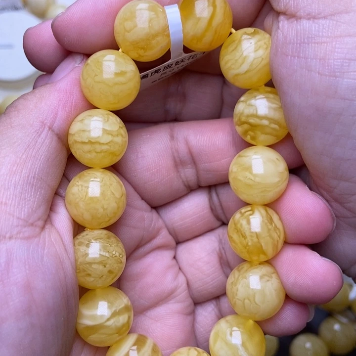 未镶嵌琥珀裸石蜜蜡30