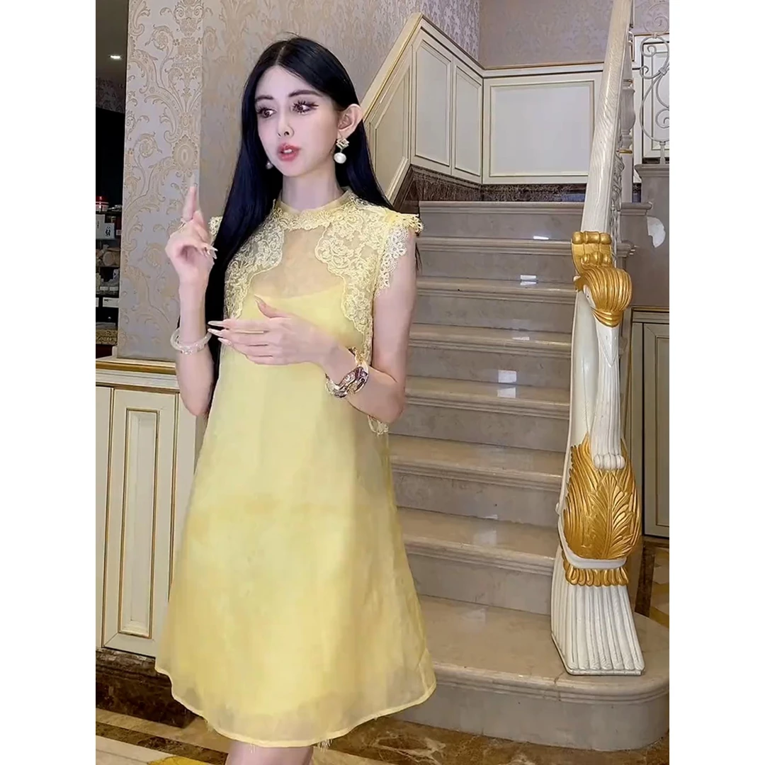 夏季多巴胺气质女神范轻奢高级感巨好看小个子蕾丝拼接黄色连衣裙