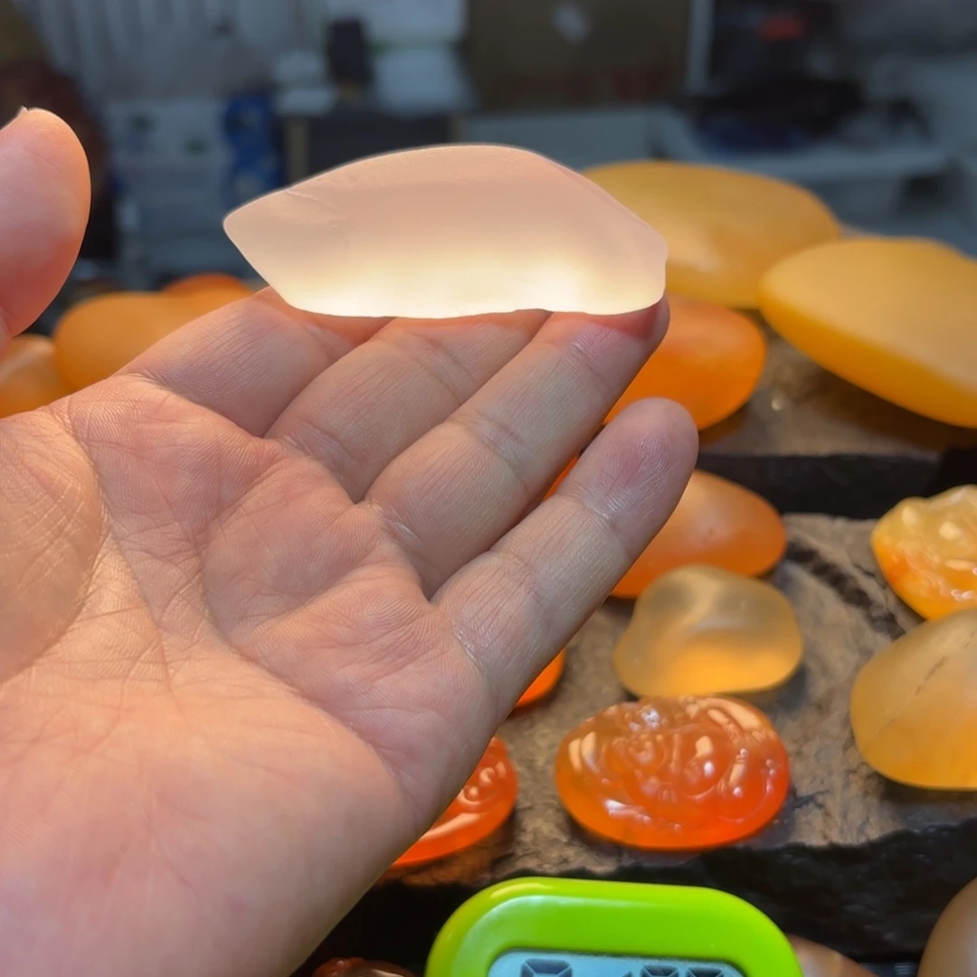 樊***.石英质玉未镶嵌裸石