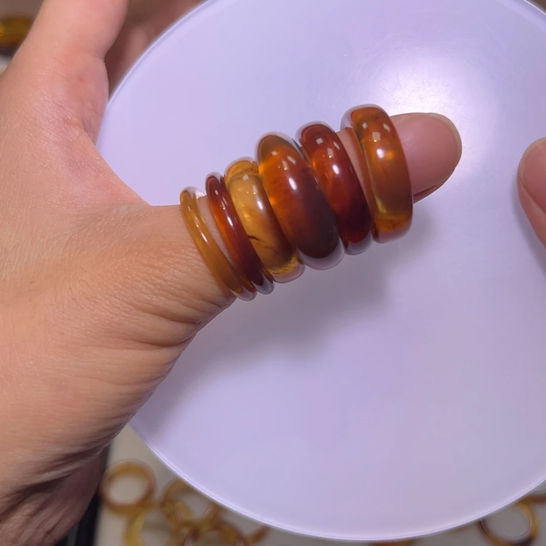 琥珀未镶嵌手镯冰***饮戒指（拍5送1）*6/20号