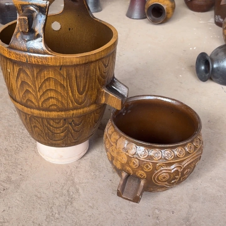 紫砂花盆口径25/35，20/16进水口2厘米