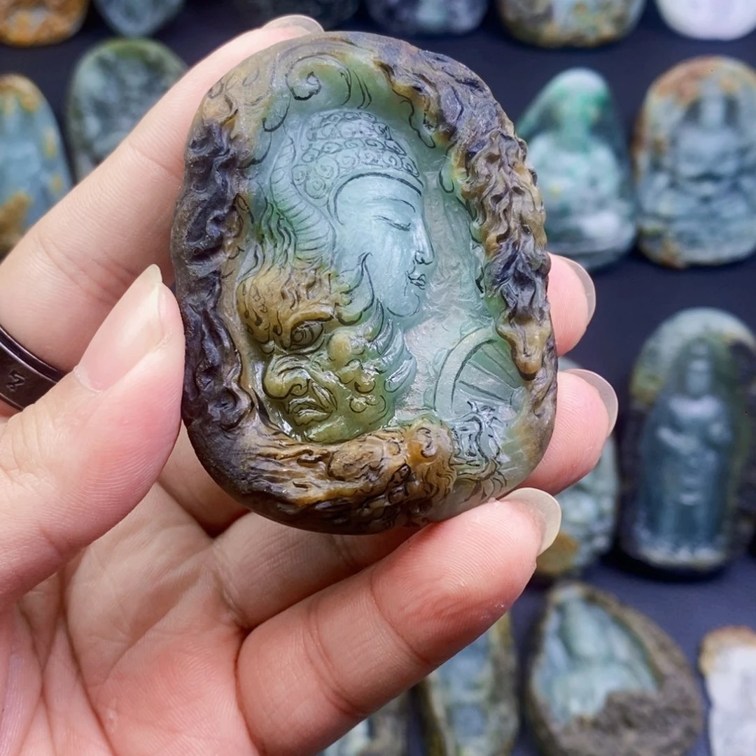用***7定制翡翠未镶嵌毛坯加工