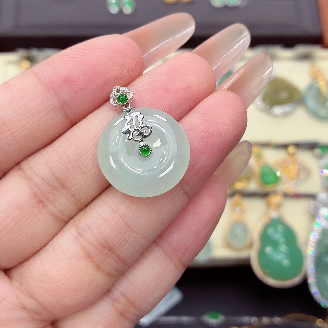 翡翠18K金镶嵌吊坠(不含链)