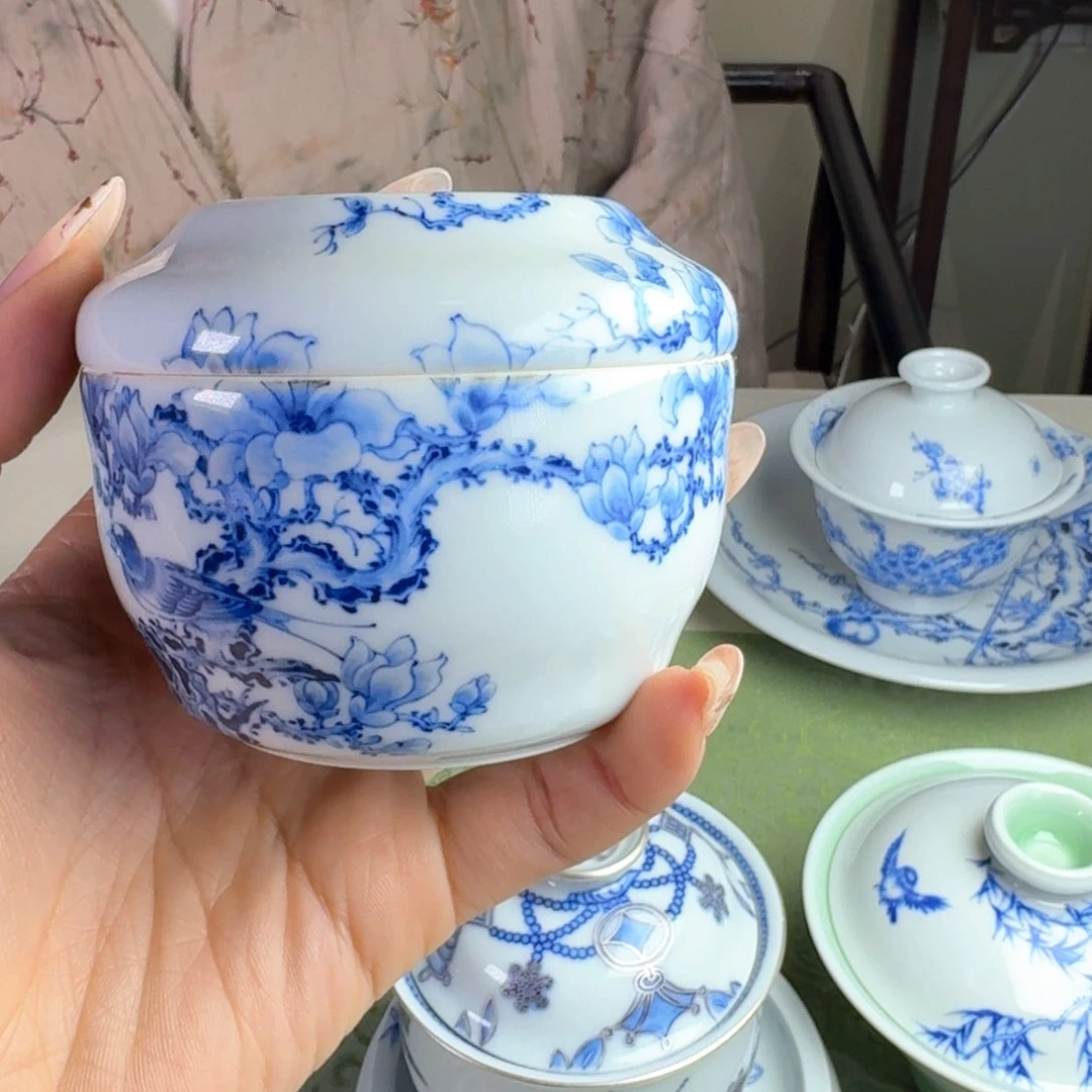 浮光琢玉玉兰花茶叶罐