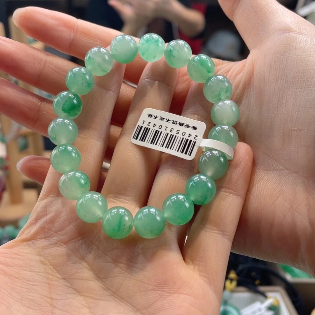 石英质玉手链未镶嵌在****哈