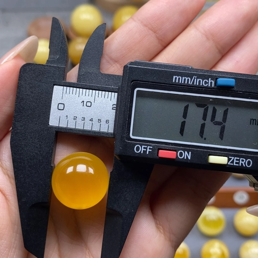 未镶嵌琥珀珠宝奇石煎***_