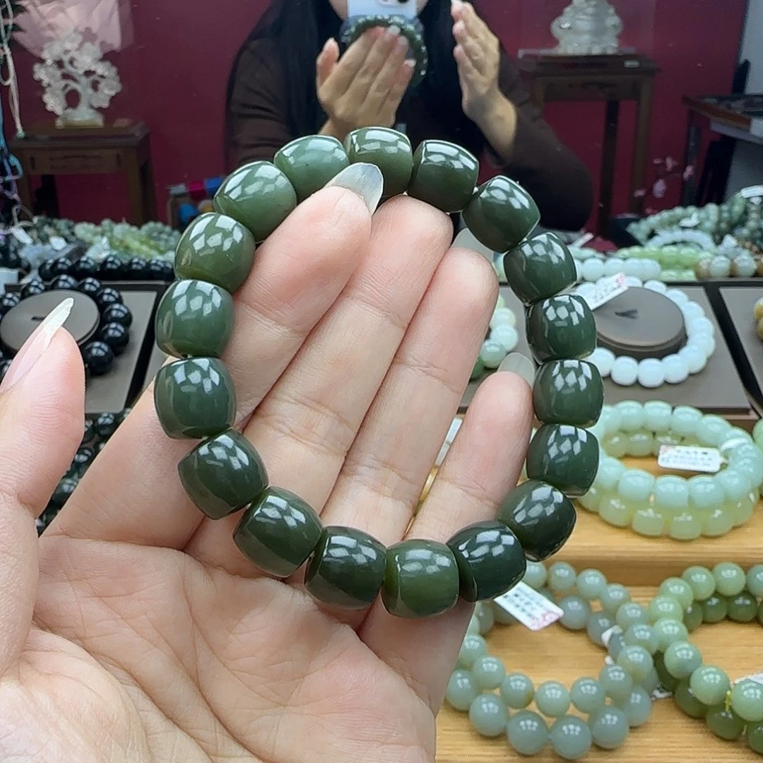 和田玉未镶嵌手串