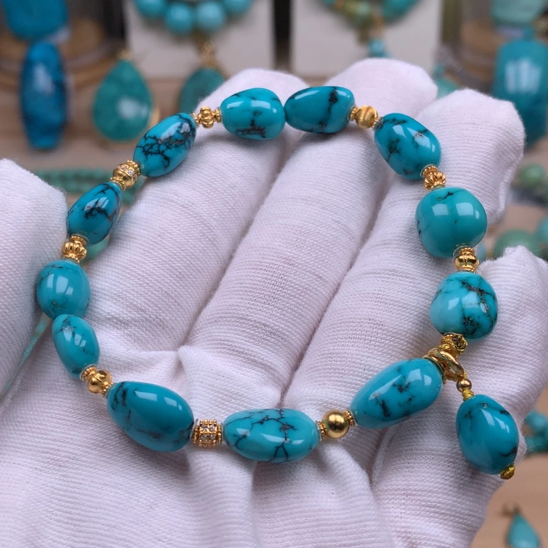 绿松石未镶嵌珠宝奇石