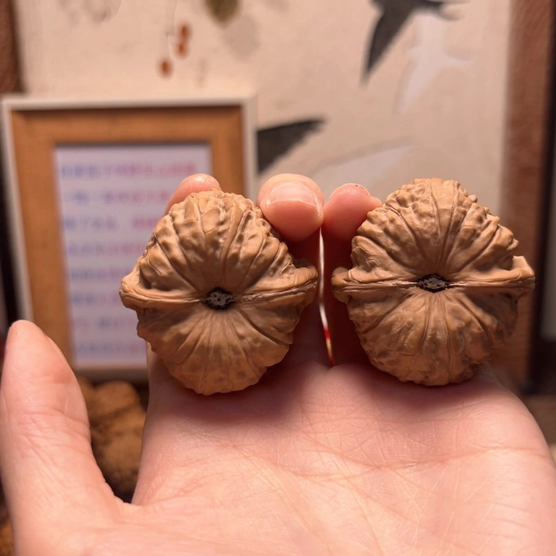 ****宙桃核吊坠南瓜墩闪71