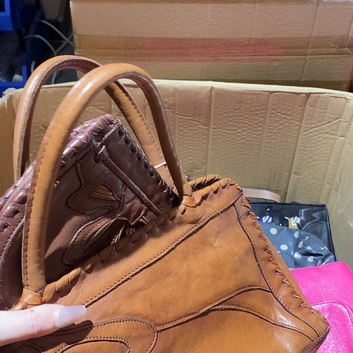 不***条中古香水沐浴露持久留香