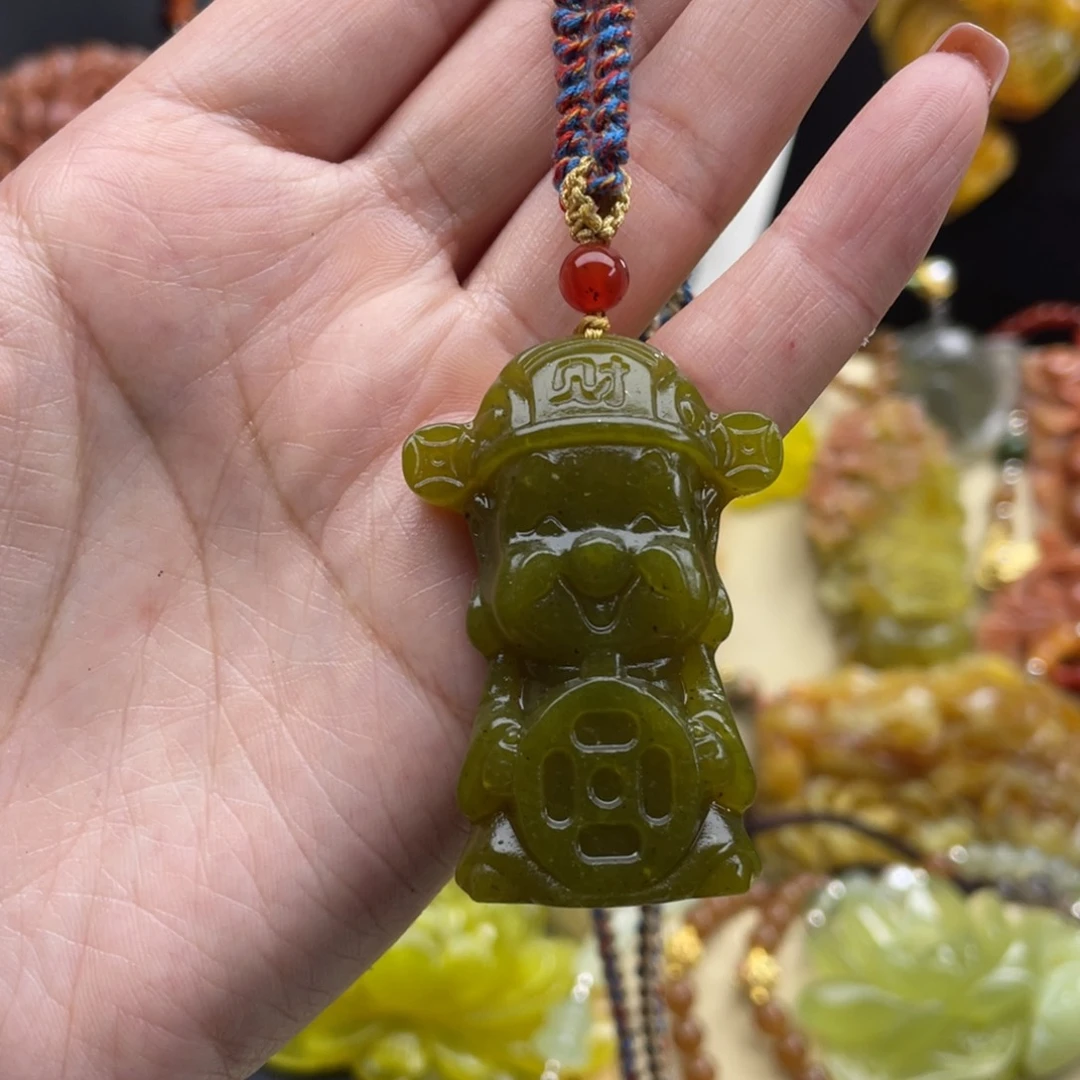 未镶嵌蛇纹石玉颈饰
