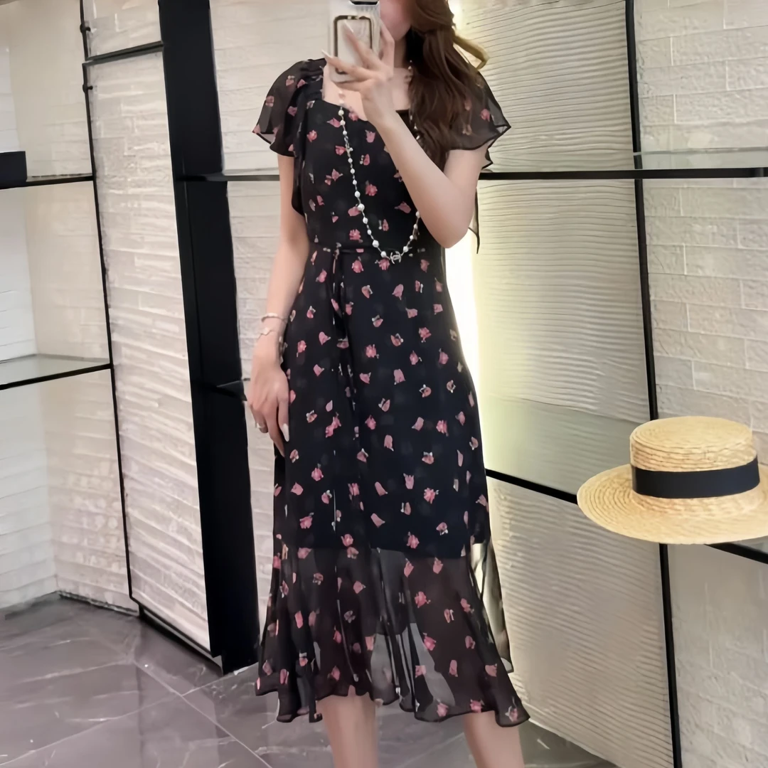 2025夏季爆款时尚法式碎花休闲裙女气质显瘦设计感中长款连衣裙子