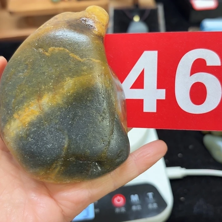 和田玉（糖玉）未镶嵌挂件