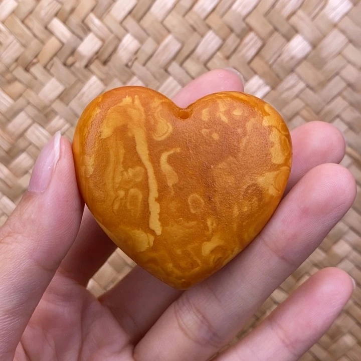 琥珀未镶嵌裸石蜜蜡M