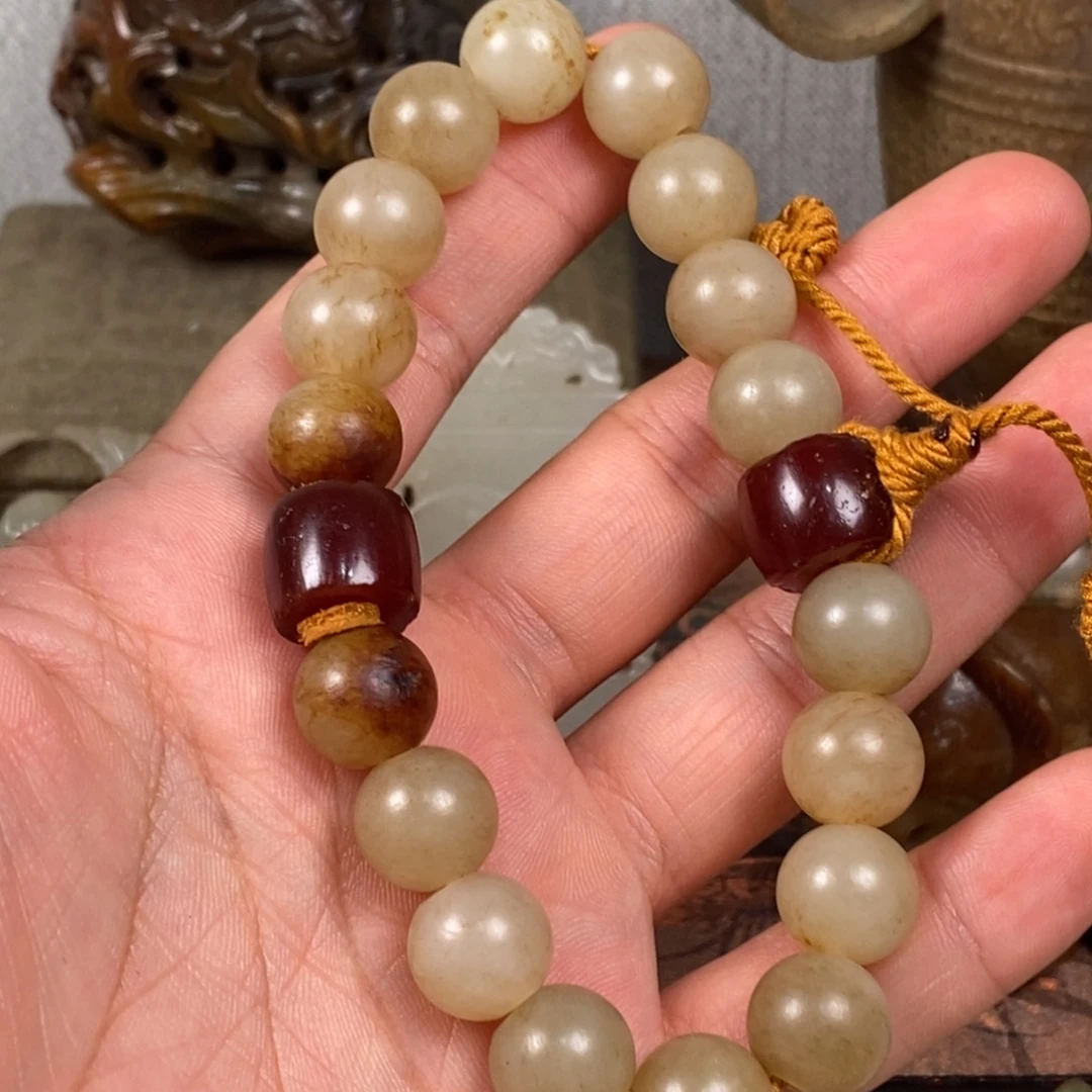 用***8非常精美的脖挂件