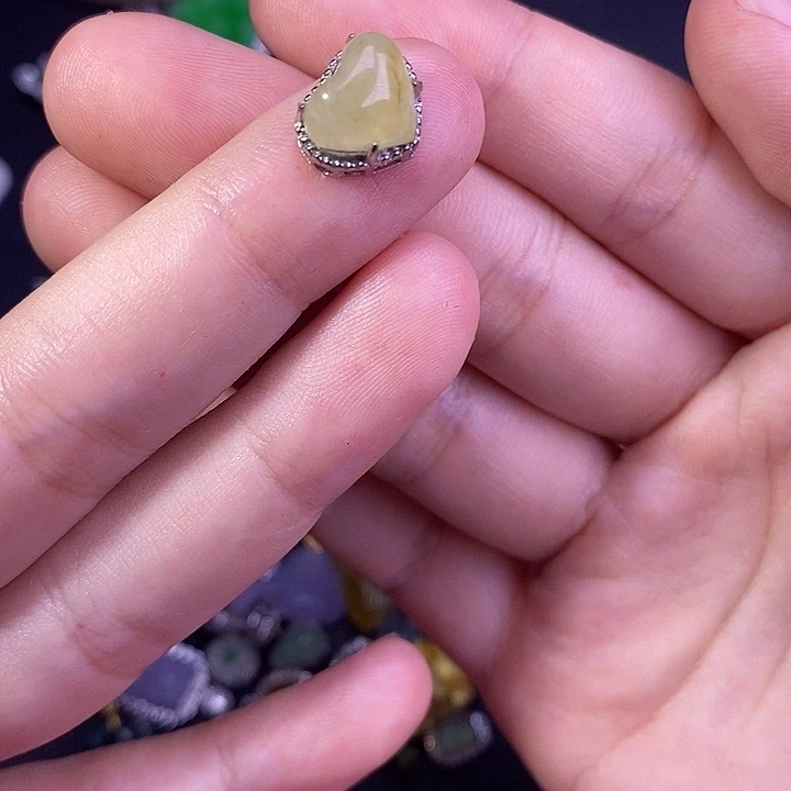 颈饰未镶嵌翡翠11