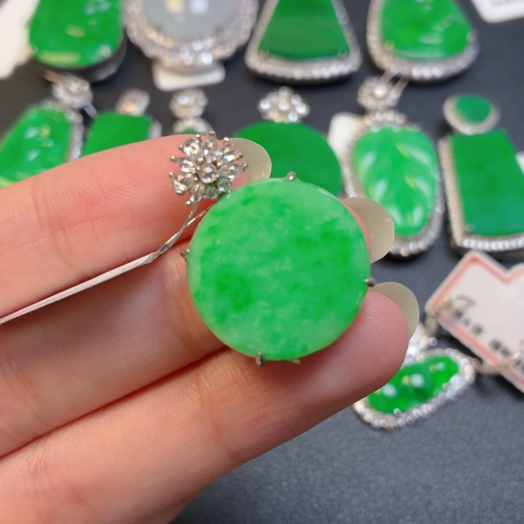 翡翠银S925镶嵌颈饰