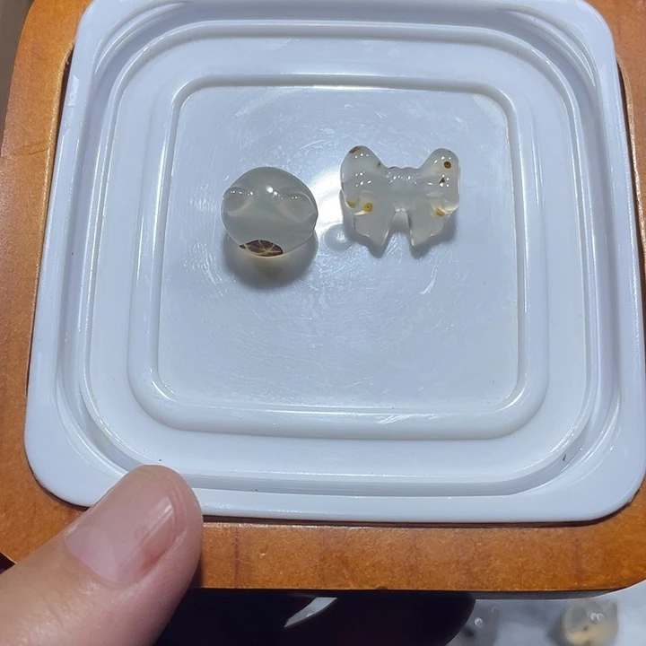 合金颈饰玛瑙/玉髓