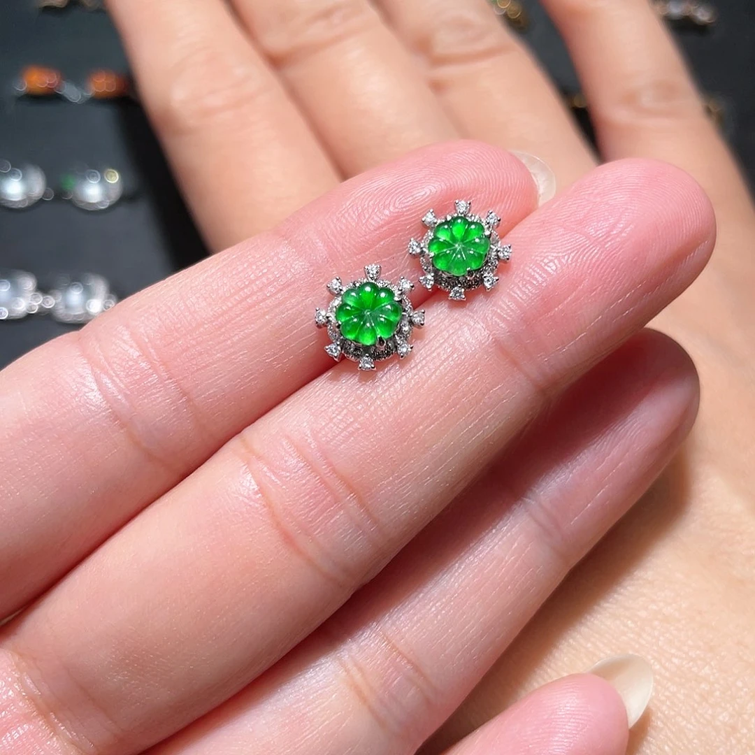 翡翠耳饰18K金镶嵌一****q南非钻