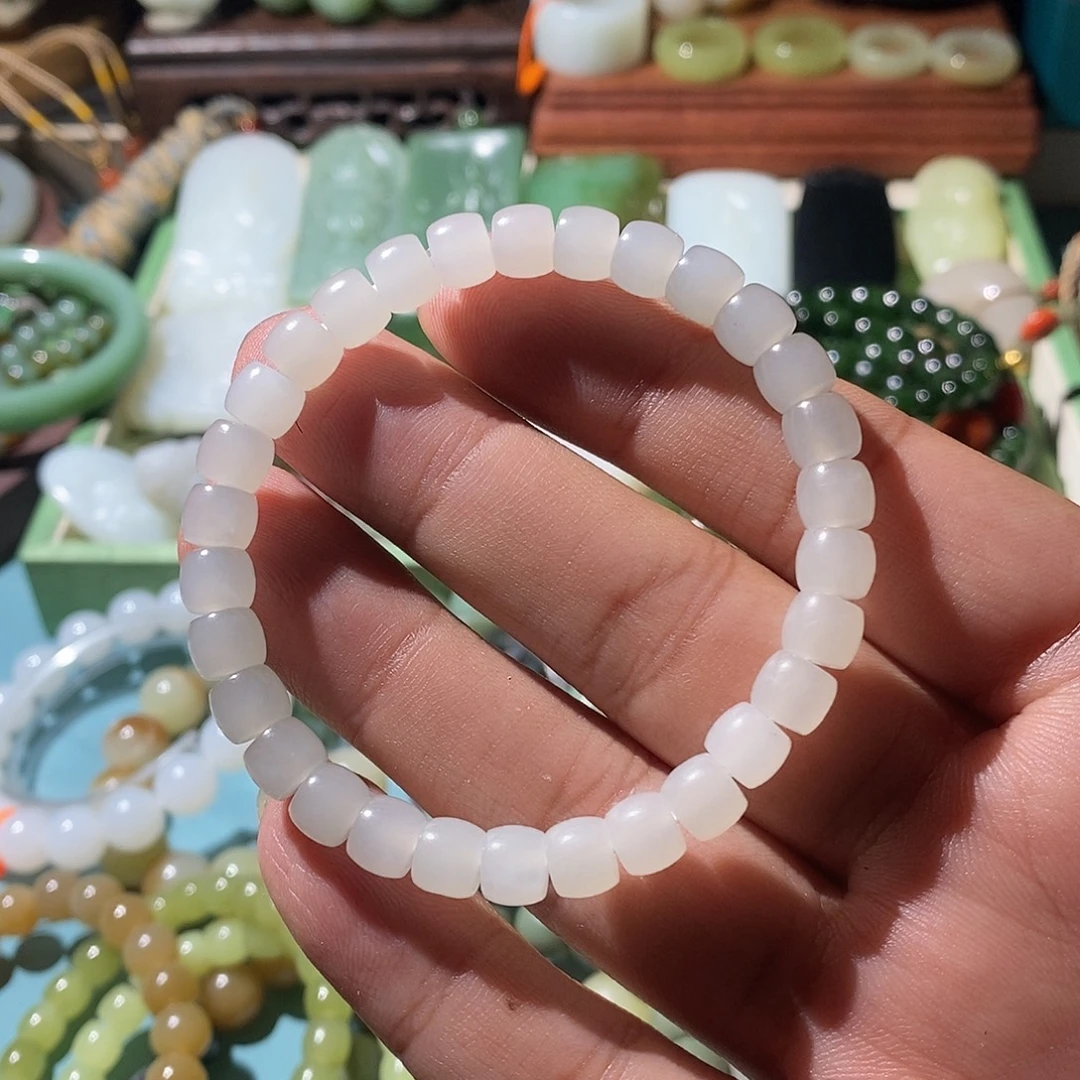 和田玉未镶嵌手串