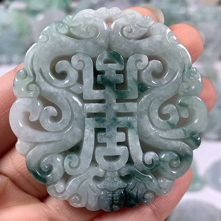 翡翠未镶嵌颈饰仿古龙行天下福利