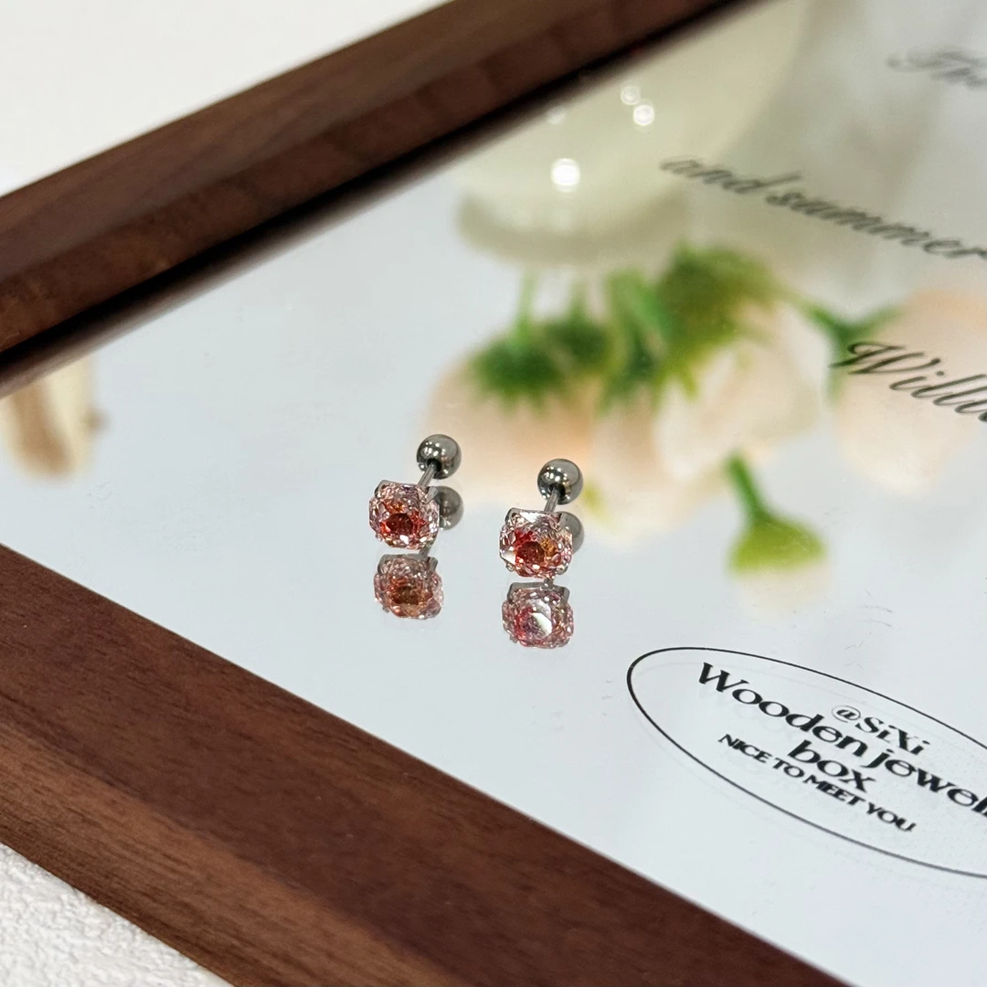 钛钢锆石耳饰 ES-324超闪糖心粉色玫瑰睡觉免摘迷你耳钉