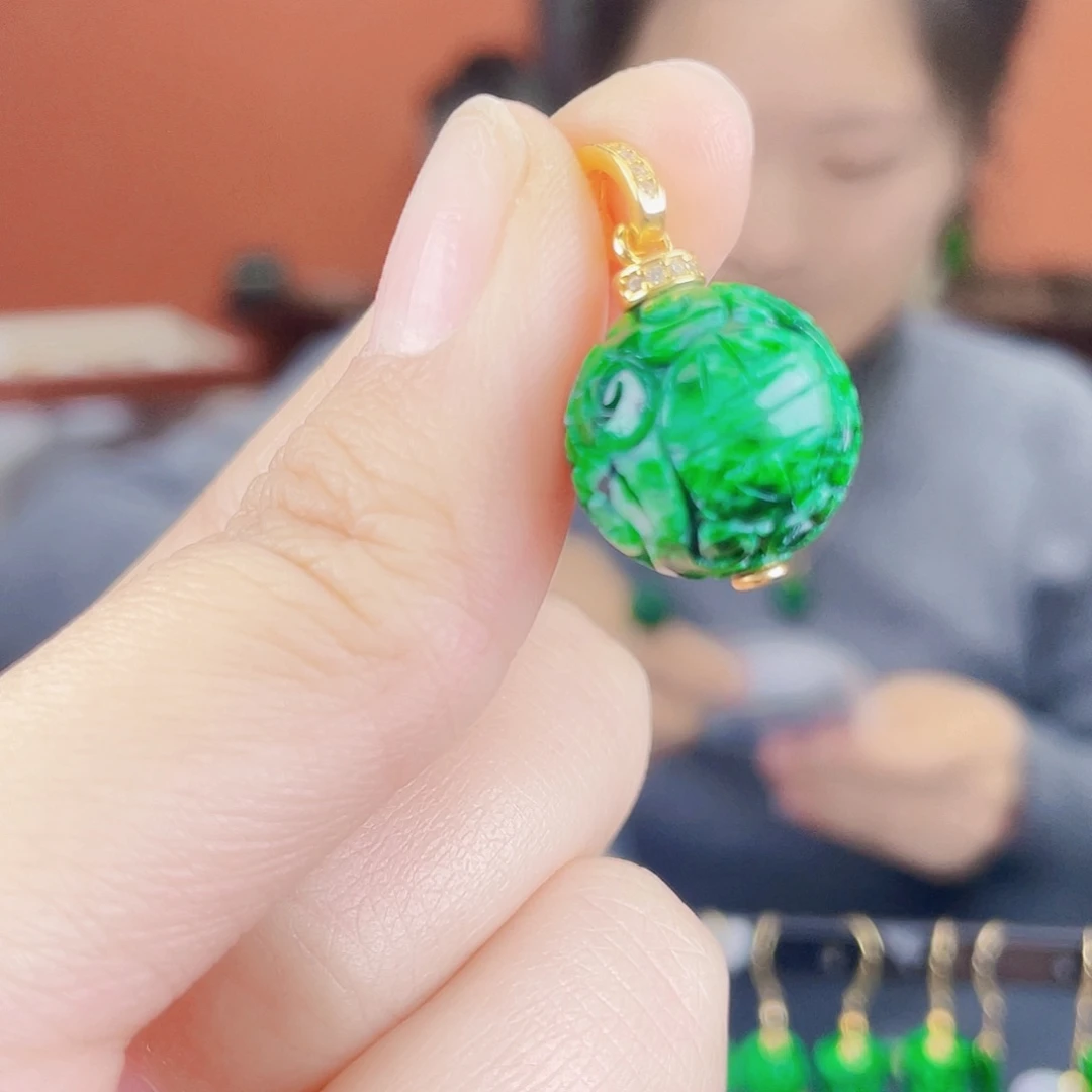 翡翠未镶嵌耳饰饰品