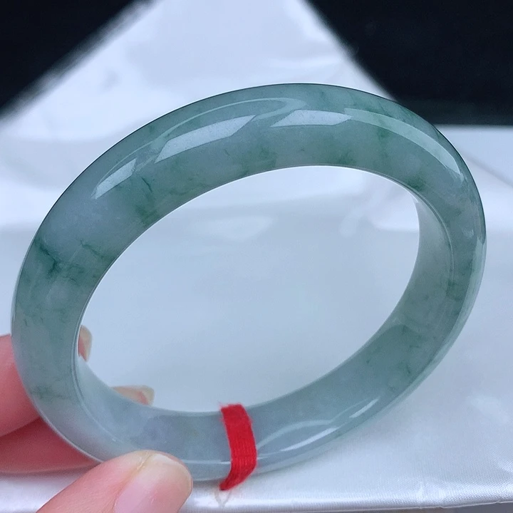 未镶嵌手镯翡翠天然