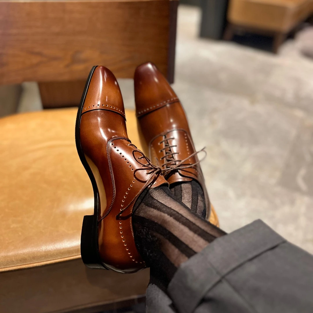 爬梯11LR低跟耐磨纯色简约风英伦经典爆款干净感干净感方头皮鞋