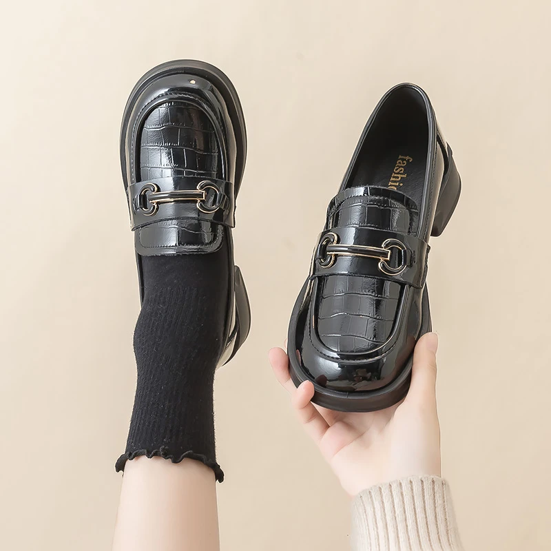 乐福鞋冷粘工艺2025春季新款皮面休闲女鞋A-06//C