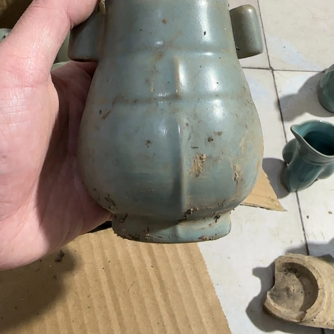 小***愚瓷片欢迎来到瓷器直播间