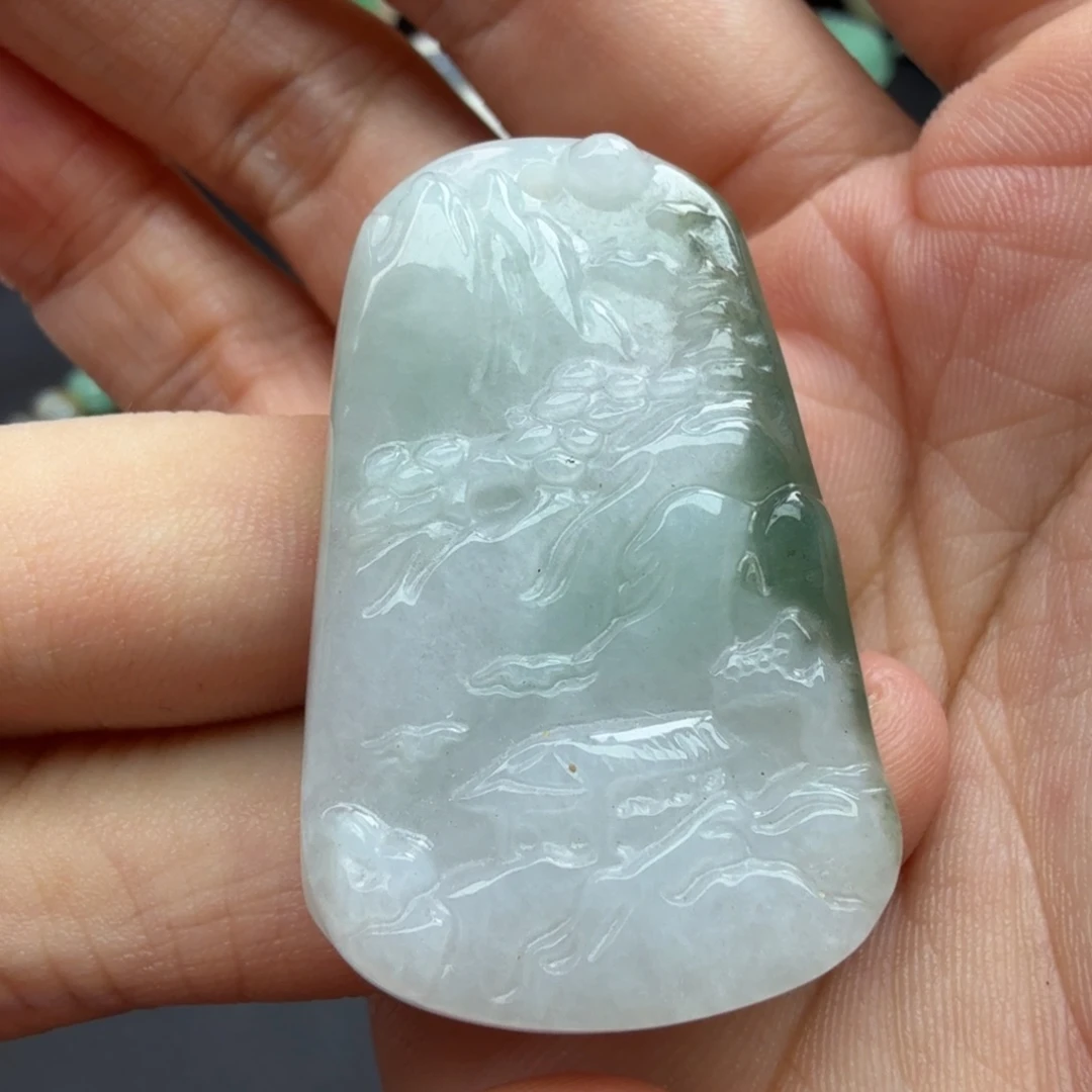 翡翠未镶嵌颈饰56