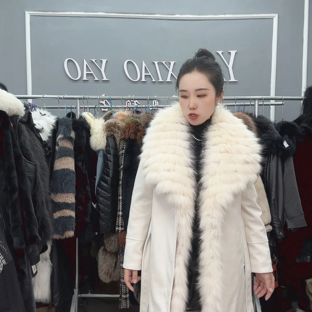 姚小妖家高端皮草