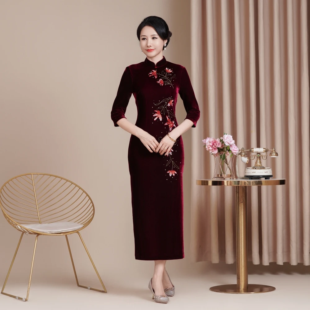 2025新款时尚气质修身丝绒旗袍女高级感喜婆婆喜妈妈敬酒大码5XL