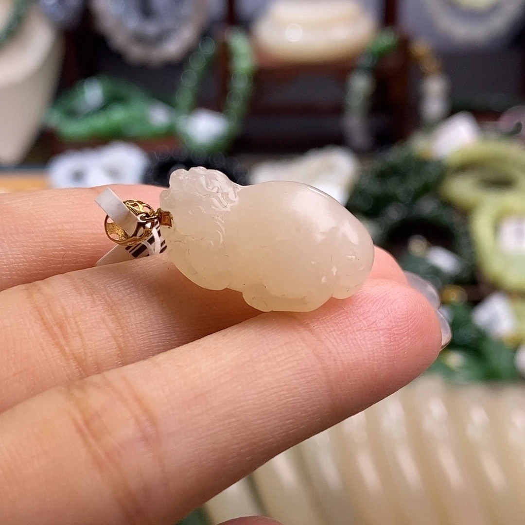 和田玉清货价老坑料浓红粉金镶貔貅未镶嵌