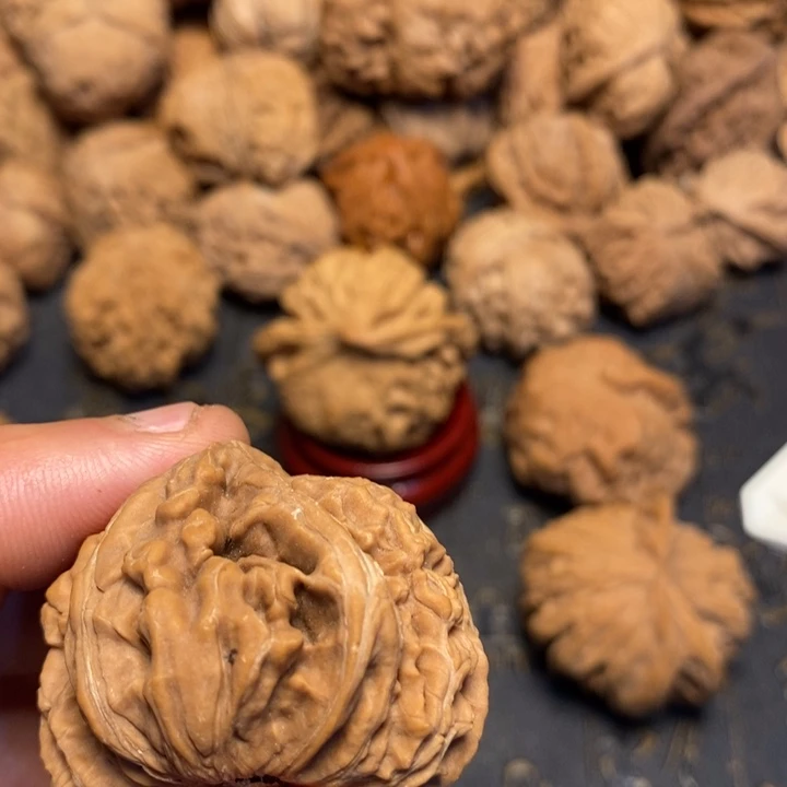 文玩核桃吊坠森***1文玩核桃异形单只